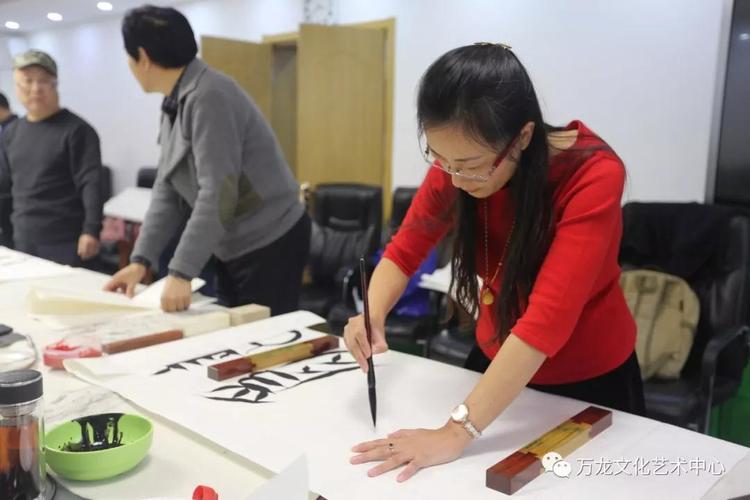 藝術(shù)點(diǎn)亮城市——通州區(qū)文聯(lián)藝術(shù)家助力副中心城市管理文化交流活動紀(jì)實(shí)